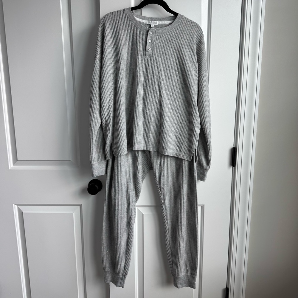P.J. Salvage Gray Sparkle Waffle Knit Thermal Set L